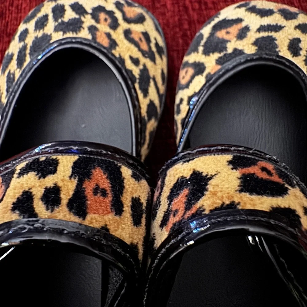 NEW LITTLE girls/toddler Sz 3 Soft Faux Fur Leopard Print Mary Jane Shoes NWOT